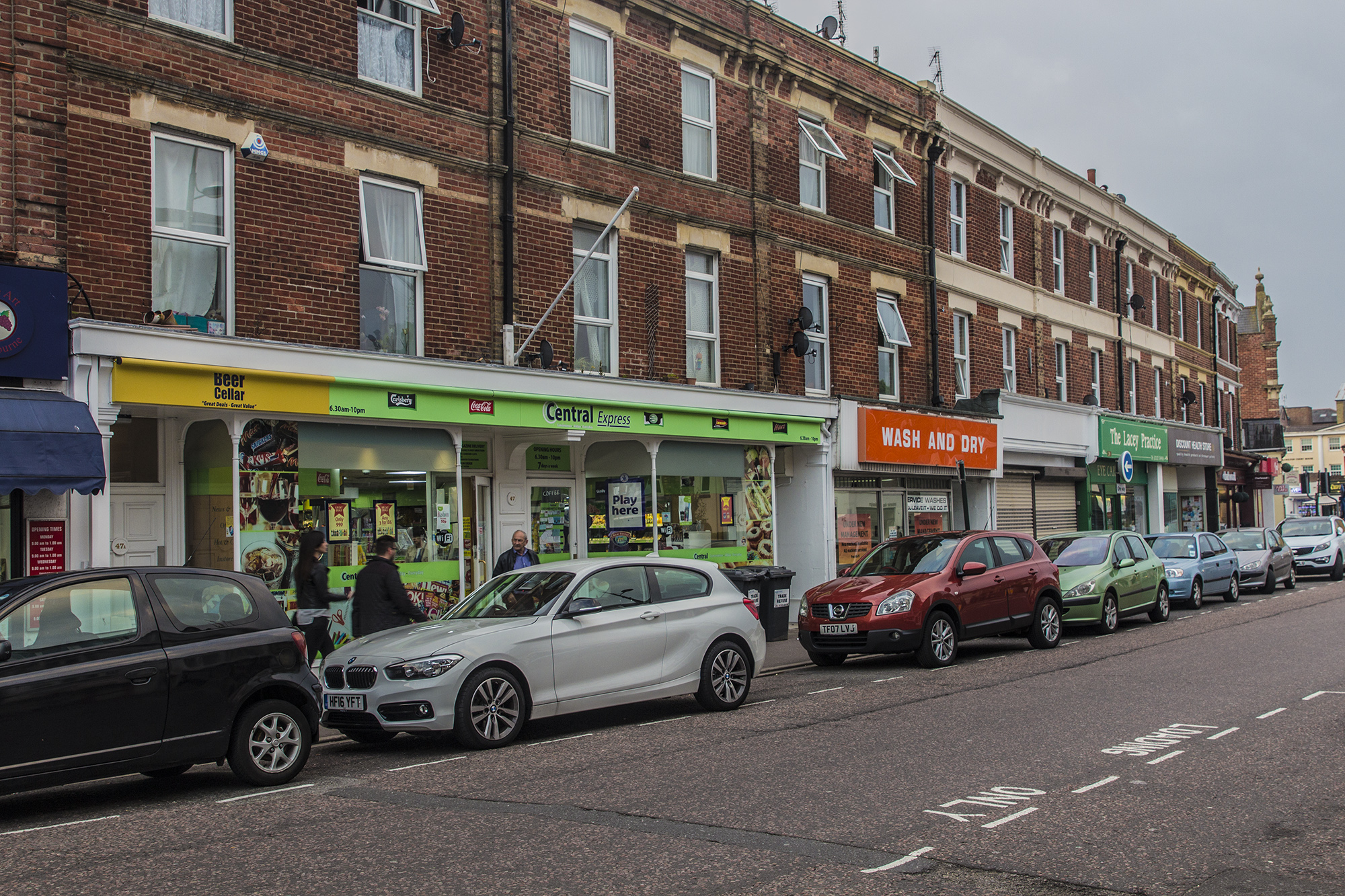 Seamoor Road shops, Westbourne